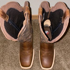 Brown Women’s Durango Boots. Size 7.